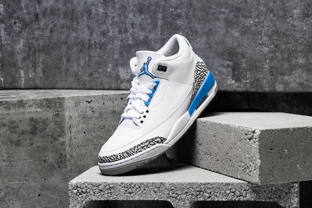 Air Jordan 3 Retro “UNC”